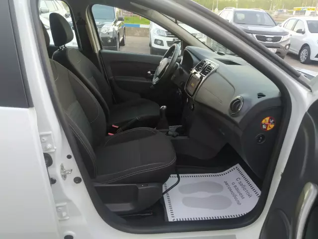 Renault Sandero 2016