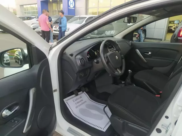 Renault Sandero 2016