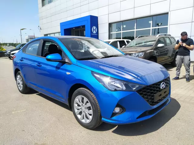 Hyundai Solaris 2021