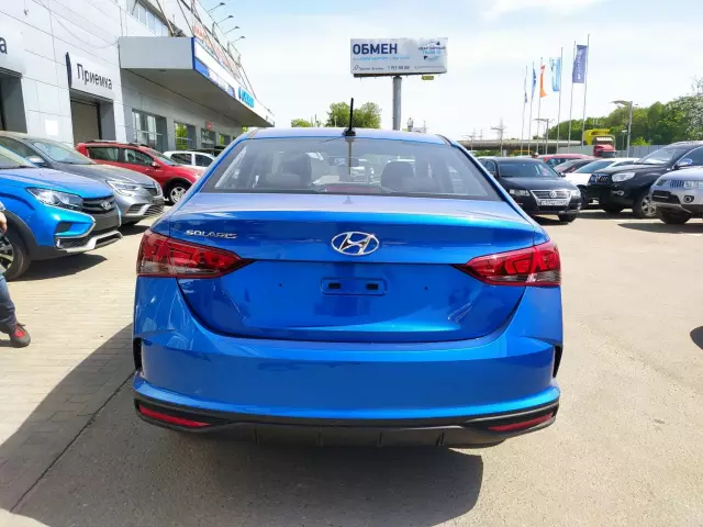 Hyundai Solaris 2021