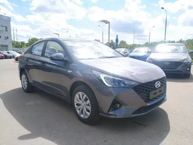 Hyundai Solaris 2021