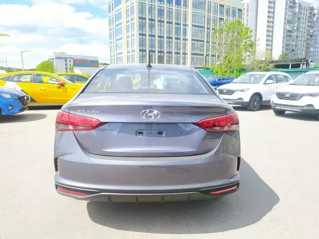 Hyundai Solaris 2021