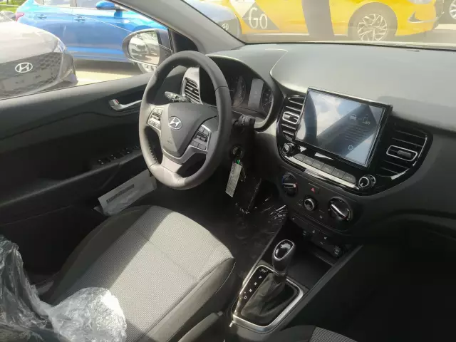 Hyundai Solaris 2021