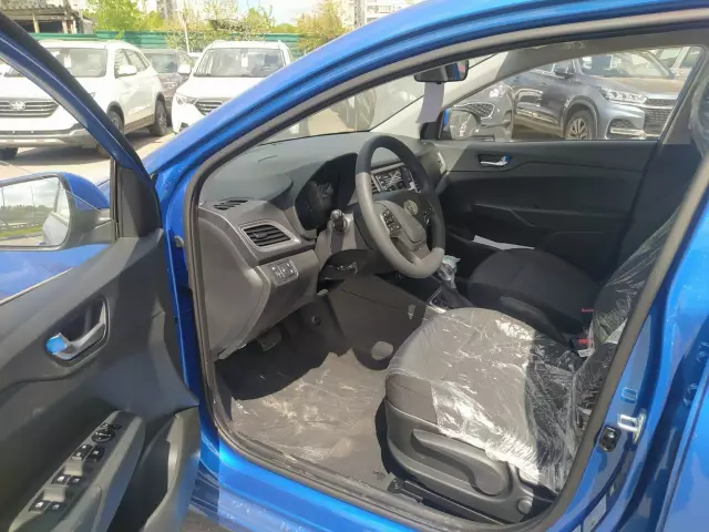 Hyundai Solaris 2021
