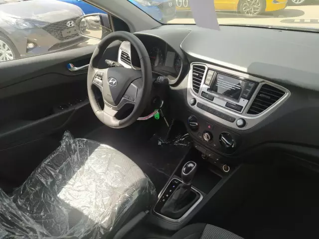 Hyundai Solaris 2021
