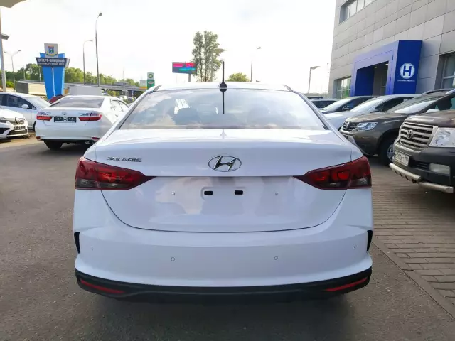 Hyundai Solaris 2021