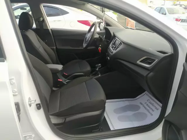 Hyundai Solaris 2021