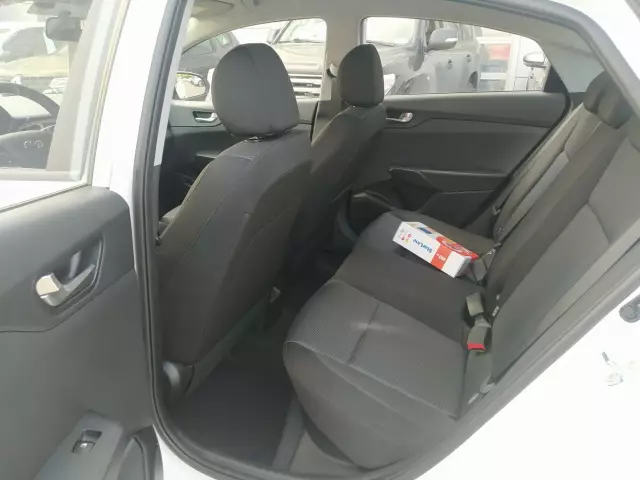 Hyundai Solaris 2021