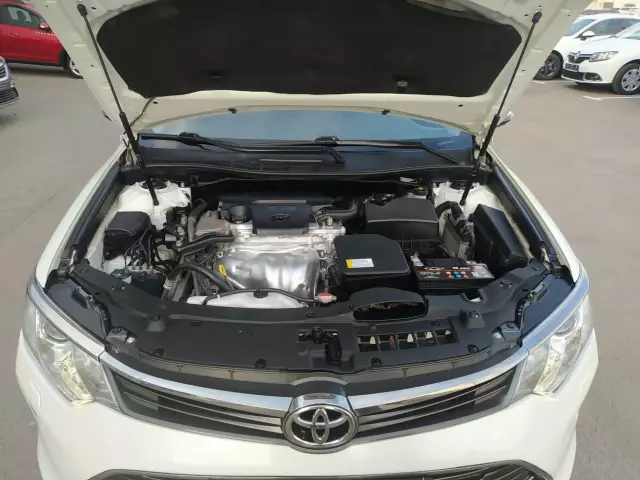 Toyota Camry 2015