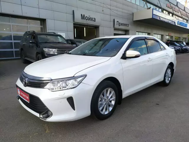 Toyota Camry 2015