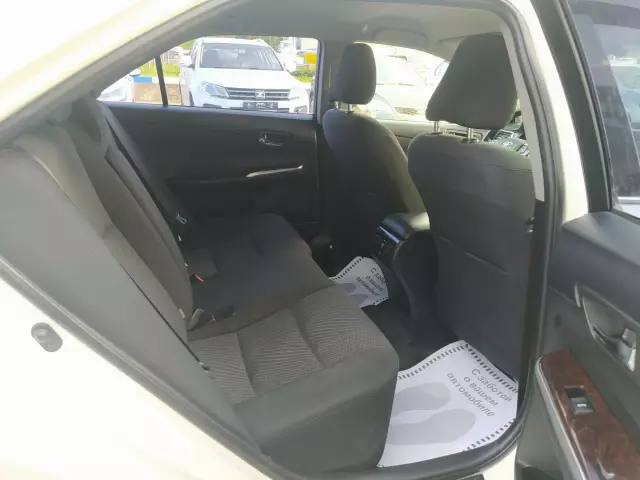 Toyota Camry 2015