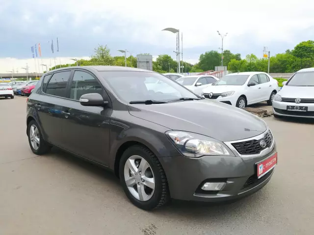 Kia Ceed 2012