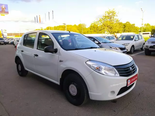 Renault Sandero 2014