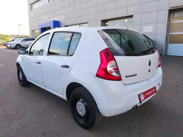 Renault Sandero 2014
