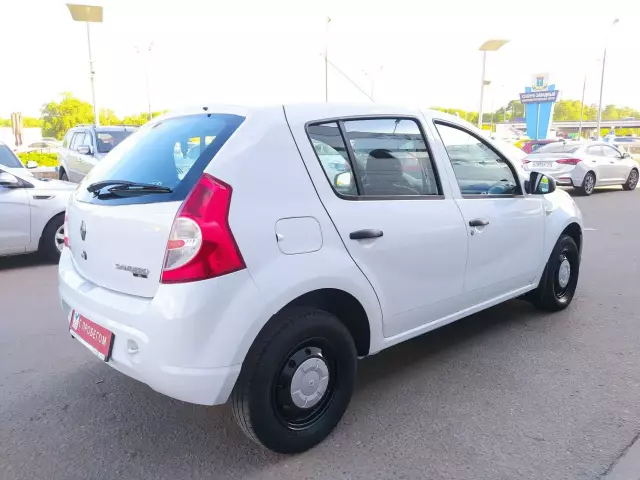 Renault Sandero 2014
