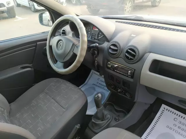 Renault Sandero 2014