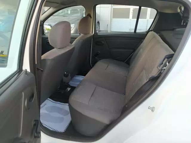Renault Sandero 2014