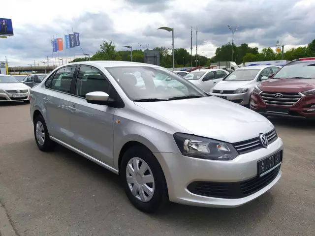 Volkswagen Polo 2013