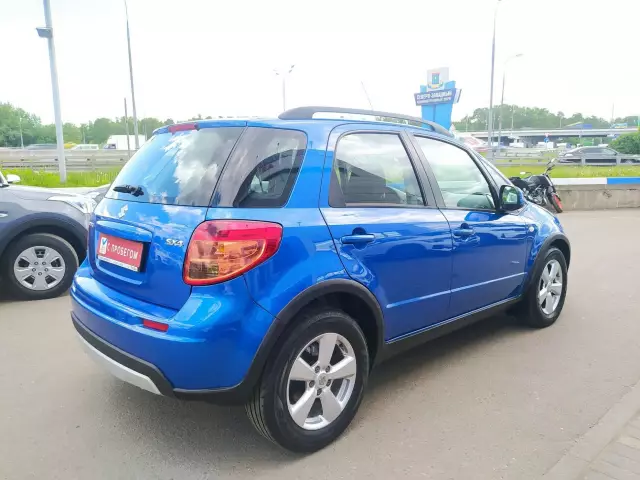 Suzuki SX4 2011