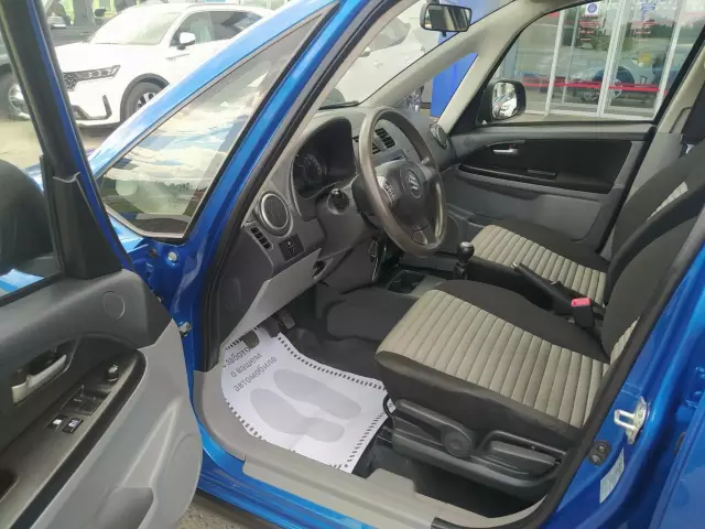 Suzuki SX4 2011