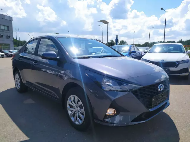 Hyundai Solaris 2021