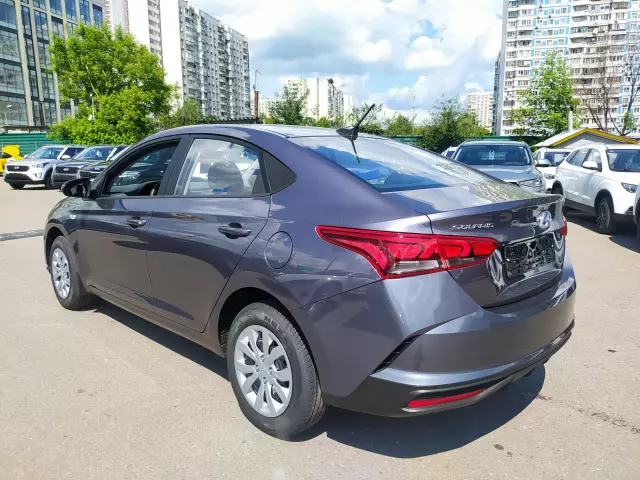 Hyundai Solaris 2021