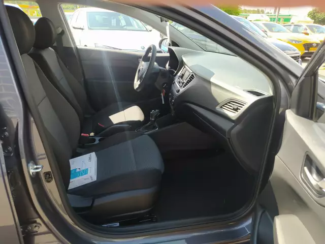 Hyundai Solaris 2021