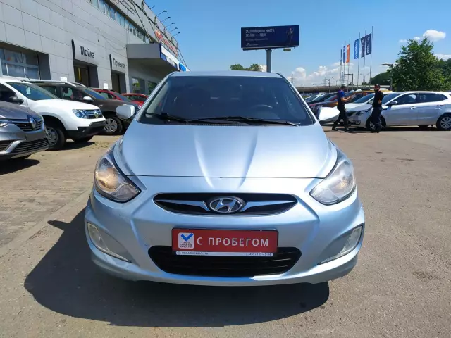 Hyundai Solaris 2012