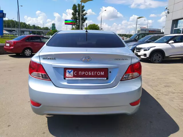 Hyundai Solaris 2012