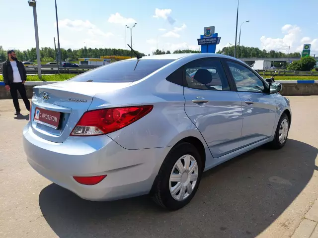 Hyundai Solaris 2012
