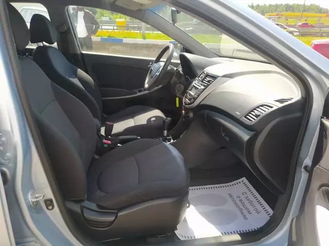 Hyundai Solaris 2012