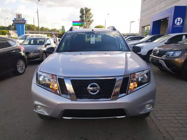 Nissan Terrano 2020