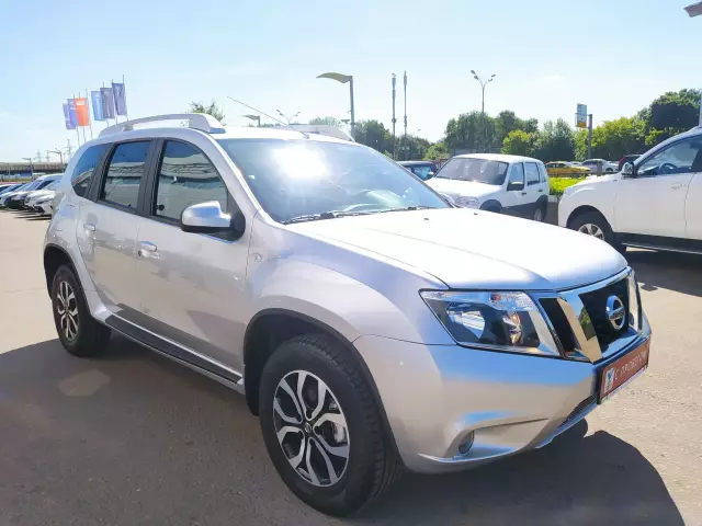 Nissan Terrano 2015
