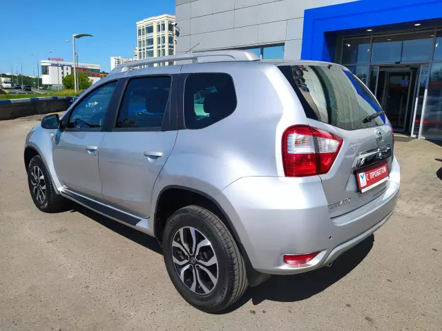 Nissan Terrano 2015