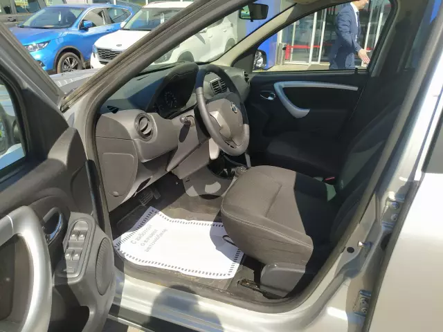 Nissan Terrano 2015