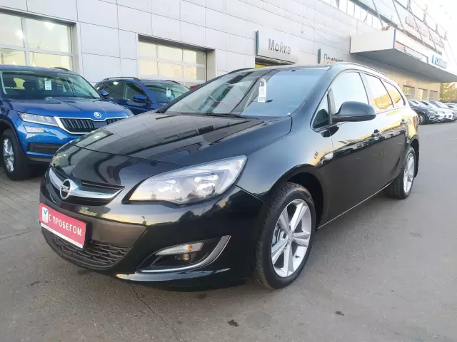 Opel Astra 2013
