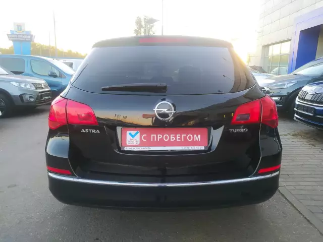 Opel Astra 2013
