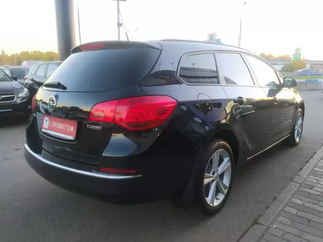 Opel Astra 2013