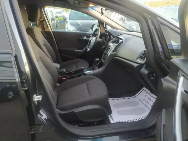 Opel Astra 2013