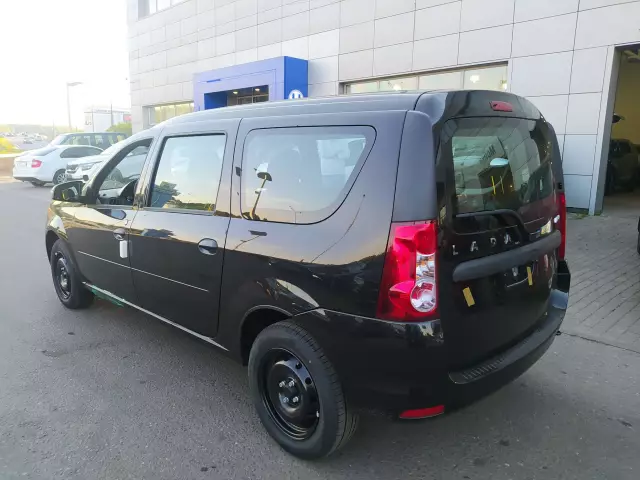 LADA Largus 2021