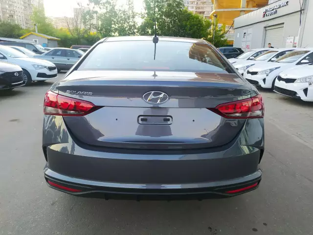 Hyundai Solaris 2021