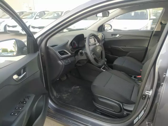Hyundai Solaris 2021