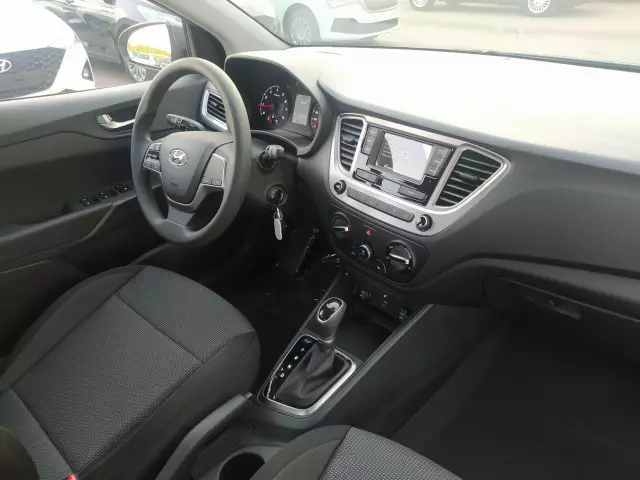 Hyundai Solaris 2021