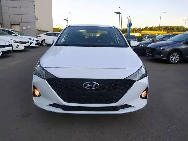 Hyundai Solaris 2021