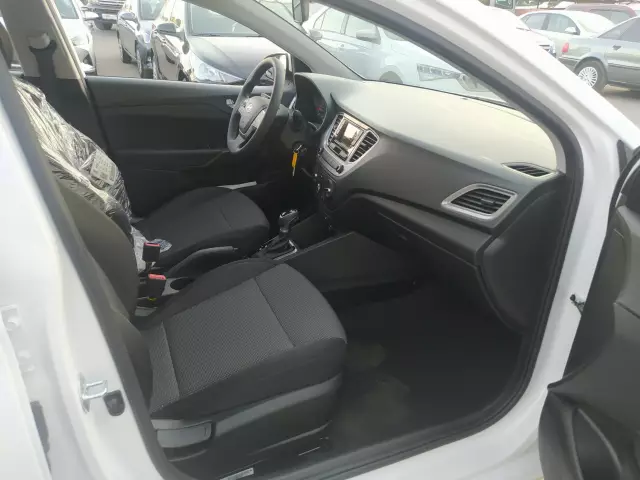 Hyundai Solaris 2021