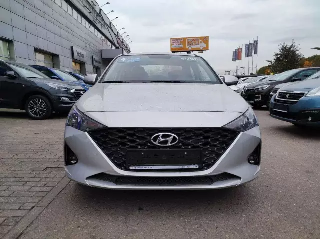 Hyundai Solaris 2021