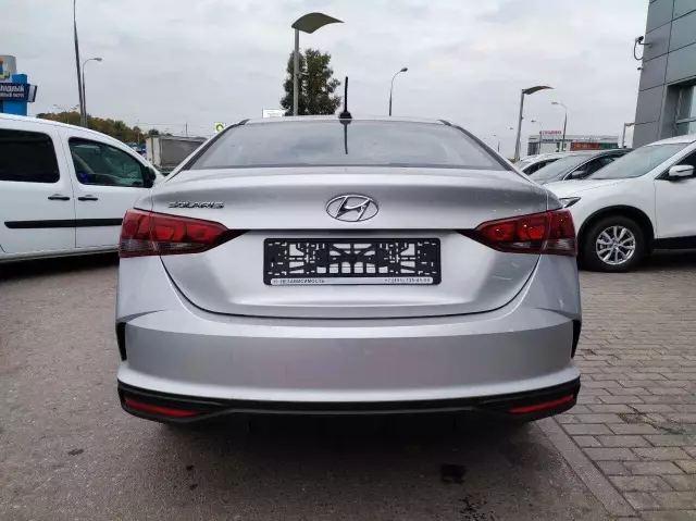 Hyundai Solaris 2021