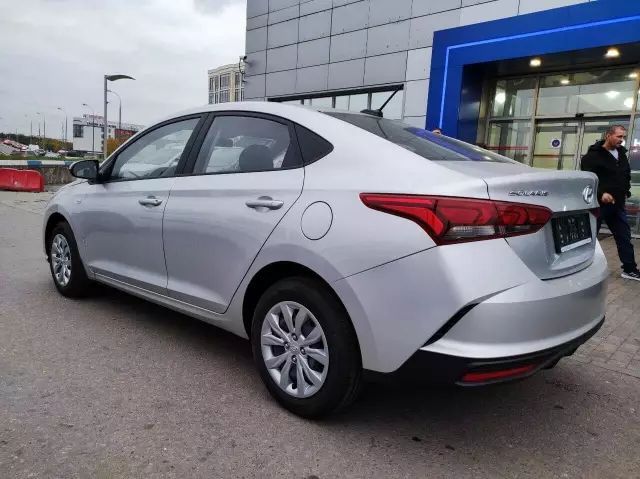 Hyundai Solaris 2021