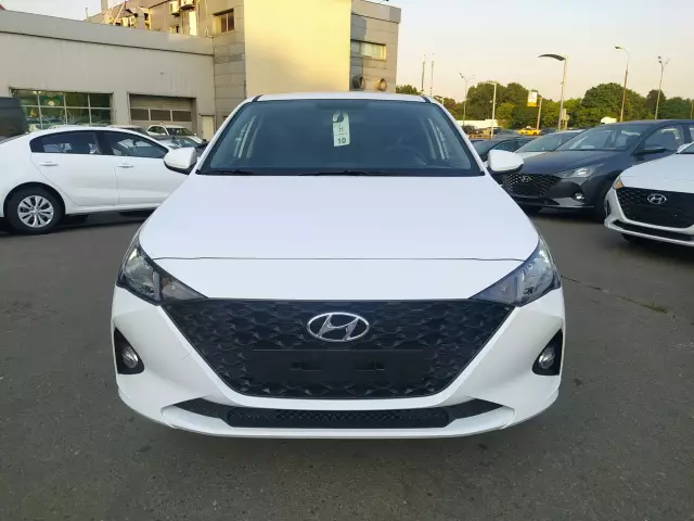 Hyundai Solaris 2021