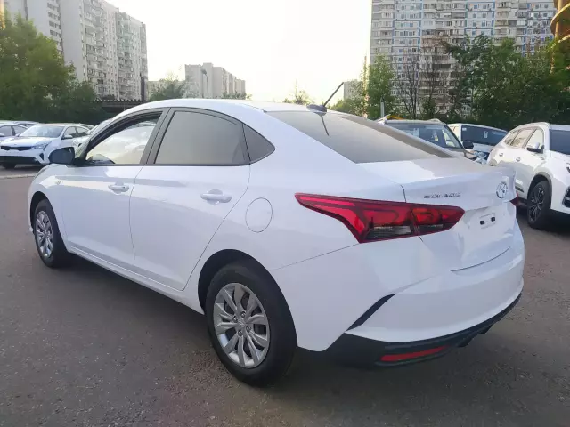 Hyundai Solaris 2021